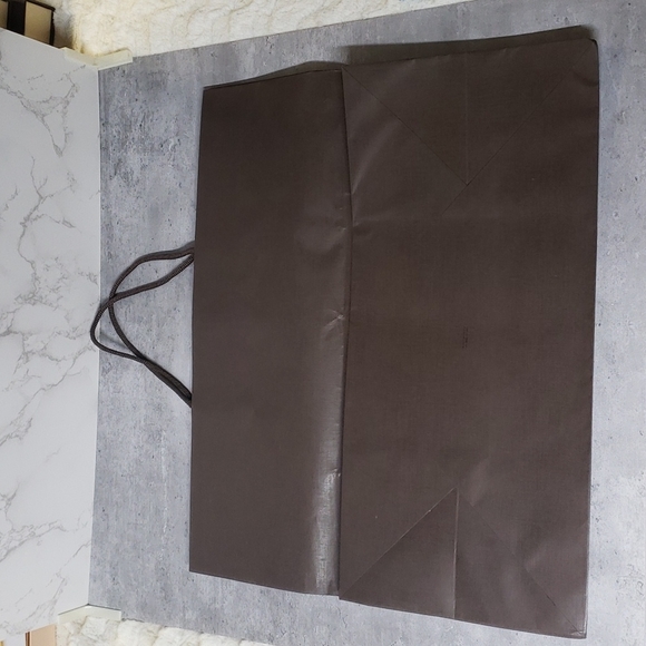 LOUIS Vuitton giftbag/ xl shopper - Picture 2 of 8